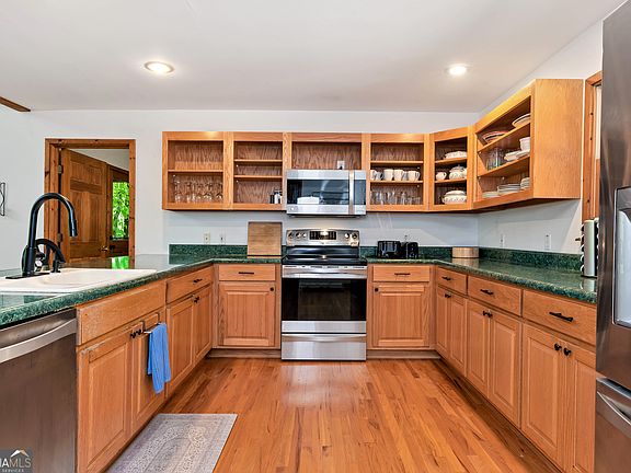 4th image of 142 Hugh Dorsey Rd
