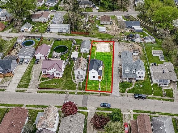 3rd image of 562 Schaum Ave