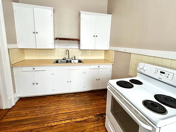 3rd image of 310 & 312 Washington St #8