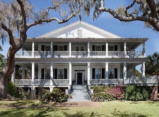 2221 Village Ct, Brandon, FL 33511