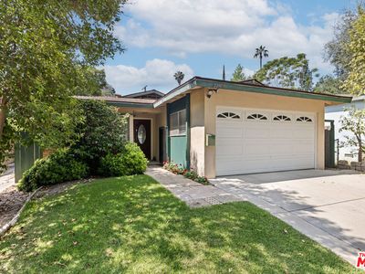 22100 Dumetz Rd, Woodland Hills, CA, 91364