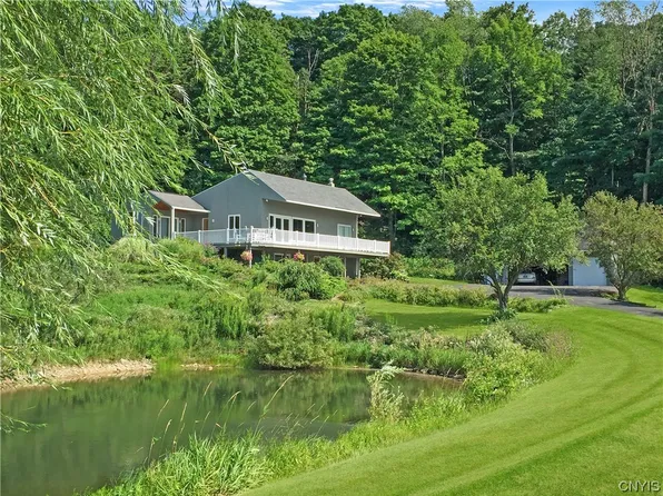 3161 Fountain St, Clinton, NY 13323