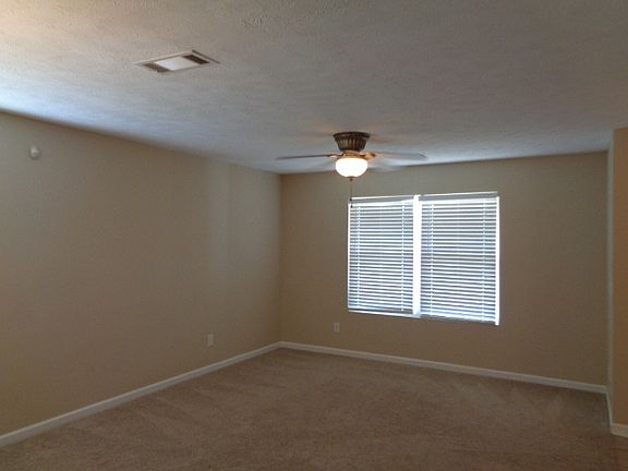 2nd image of 1315 Chopin Ct S