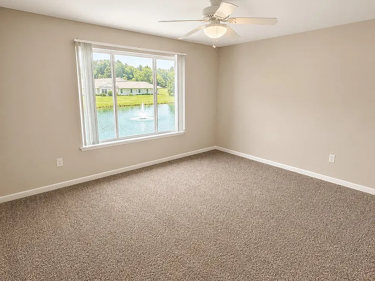 346 Gethings Cir #346 — Photo 4