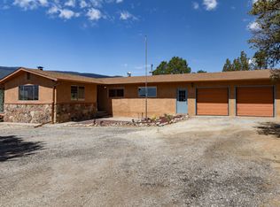 184 Rincon Loop Rd, Tijeras, NM 87059