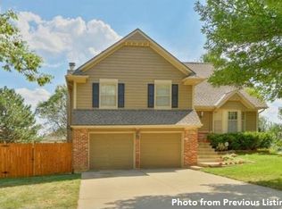15117 W 92nd Ter, Lenexa, KS 66219