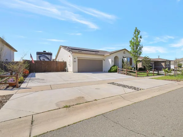 4168 Sir Barton Dr, Olivehurst, CA 95961