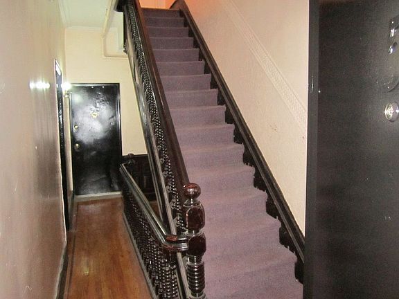 2nd image of 1435 Pacific St APT 5