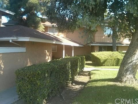 3rd image of 909 Lombard Dr