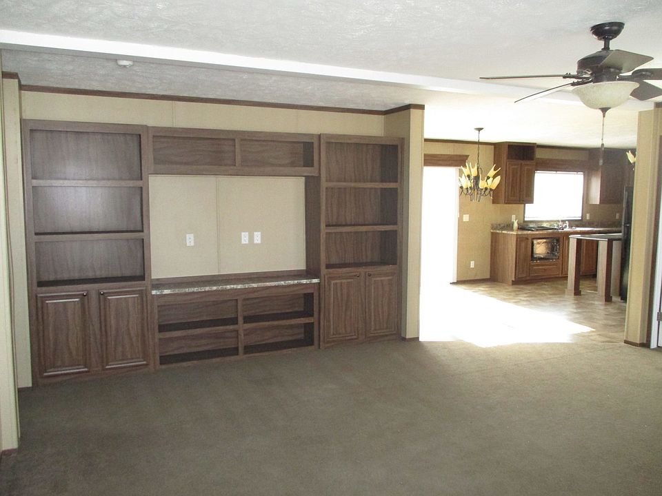 1st image of 25382 Phoenix Ct