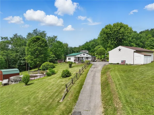 103 Rombold Ln, New Brighton, PA 15066