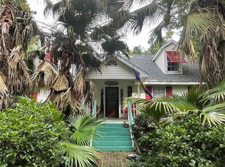 129 Forest Dr, Mandeville, LA 70471