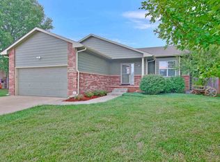 1014 W Sumac St, Andover, KS 67002