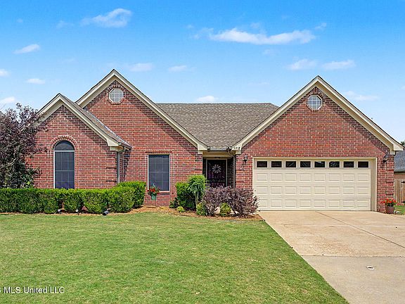 2nd image of 5918 Stafford Dr