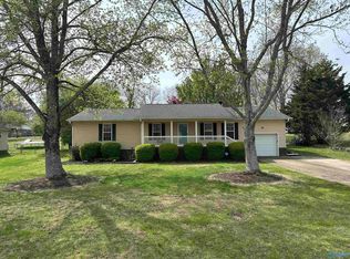 1019 8th St NW, Arab, AL 35016