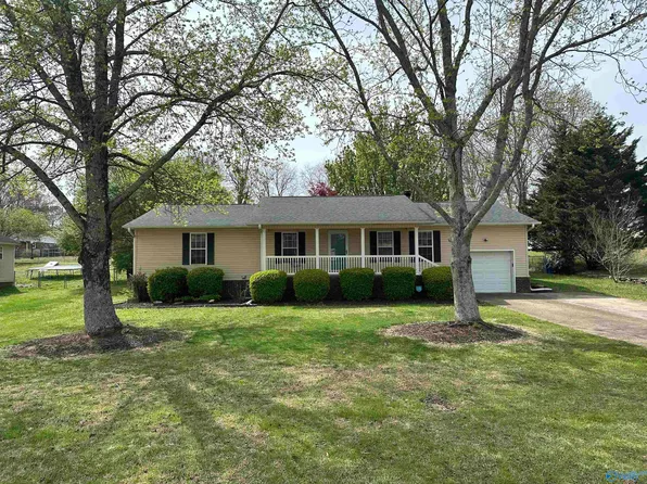 1019 8th St NW, Arab, AL 35016