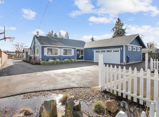 18918 Central Point Rd, Oregon City, OR 97045