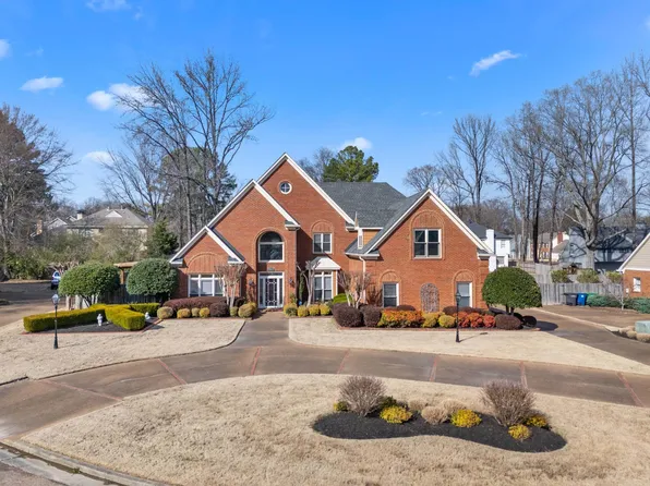 2198 Dogwood Oaks Dr, Germantown, TN 38139