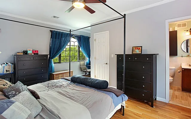 Sold by Corcoran | media 22