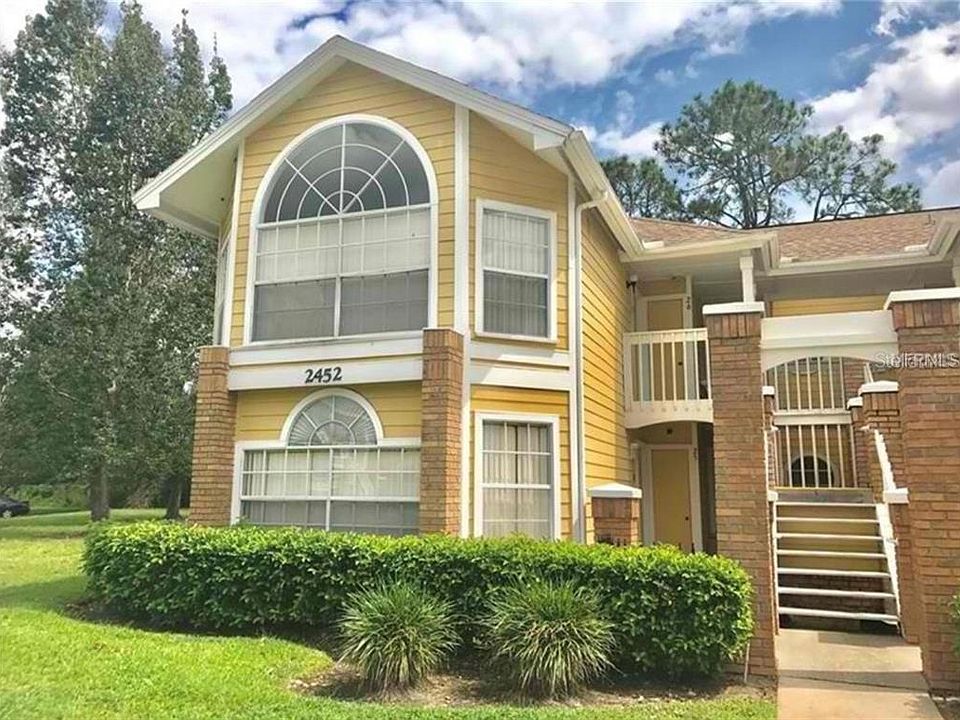 Home For Sale In SWEETWATER CLUB