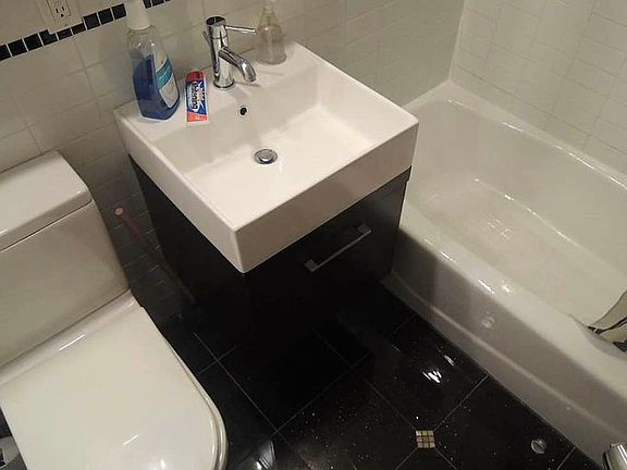 5th image of 168 Ludlow St APT 11