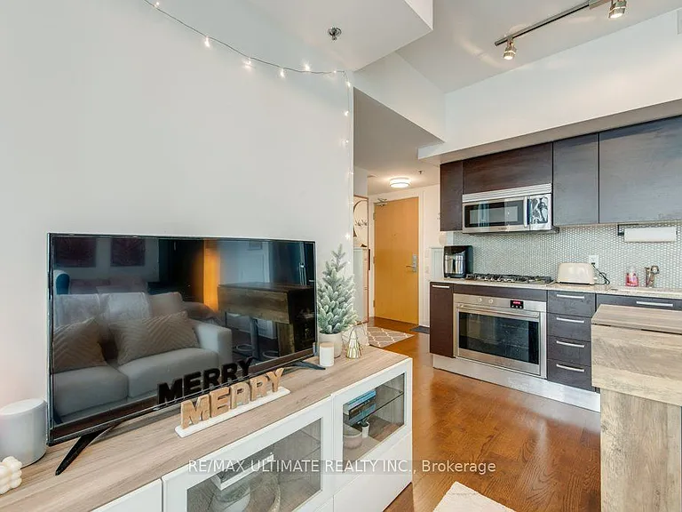 375 King St W #2710 — Photo 12