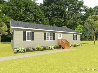 10 Westwood Acres Rd, Richmond, ME 04357
