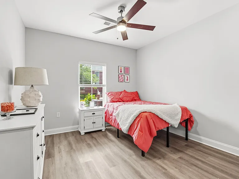 135 E 12th Ave #404 — Photo 30