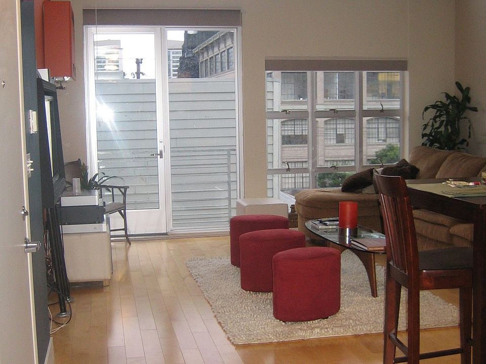 1st image of 139 Stillman St APT 8