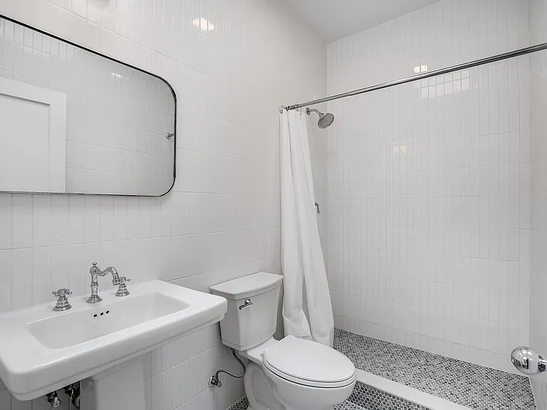 673 Broadway #5 — Photo 6