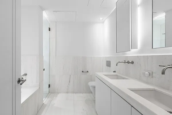 Rented by Corcoran | media 17