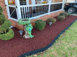 370 Tucson Dr, Fayetteville, NC 28303