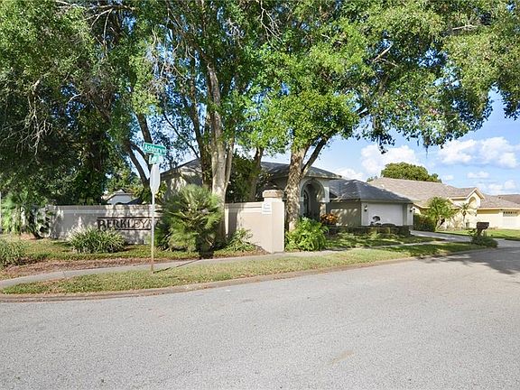 5th image of 8507 Ashbury Dr