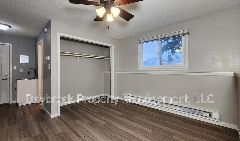 717 30th St N #4 — Photo 3