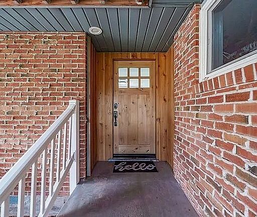 4th image of 5444 E Rockwood Ln