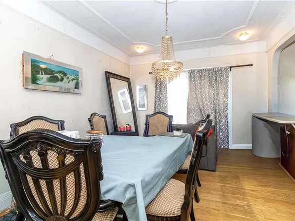 4809 Avenue M image 6 of 15