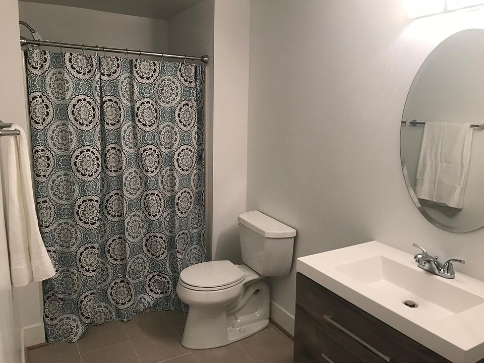 15 W Old St Petersburg VA Zillow