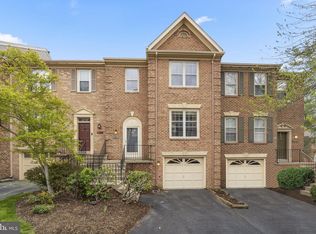 5819 Iron Willow Ct, Alexandria, VA 22310