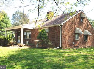 656 Street Rd, Cochranville, PA 19330