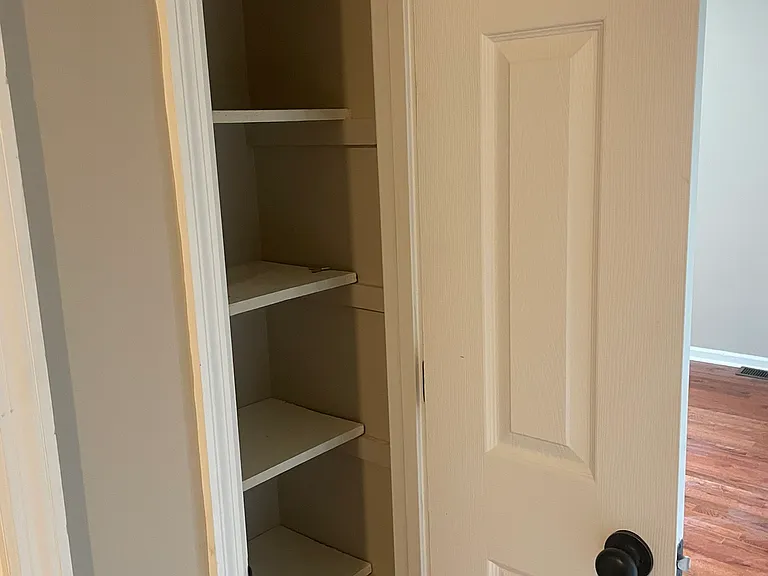 352 High St #6 — Photo 37