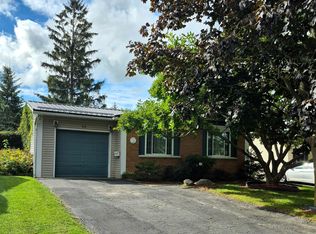 58 Vanbuskirk Dr, Saint Thomas, ON N5R 4Z2