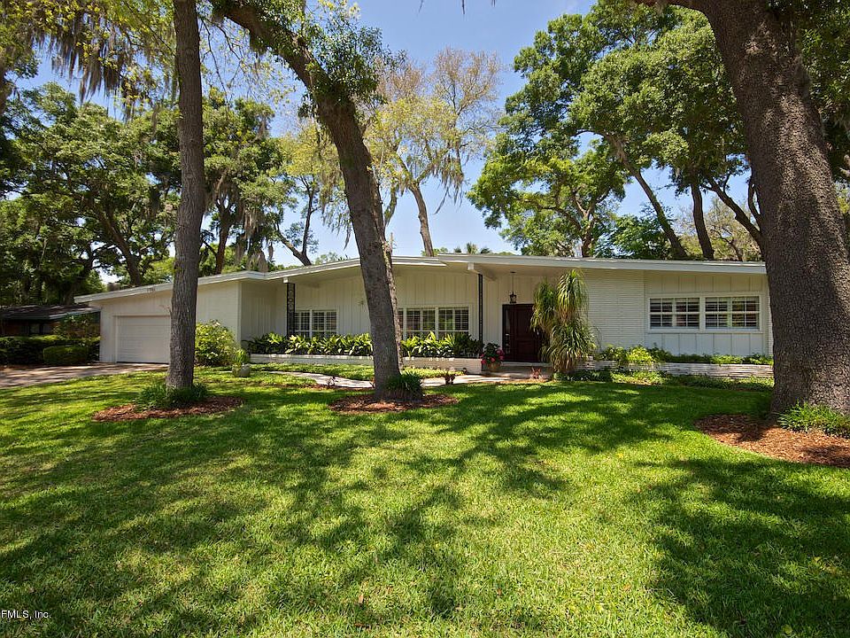 1st image of 1701 Arden Way