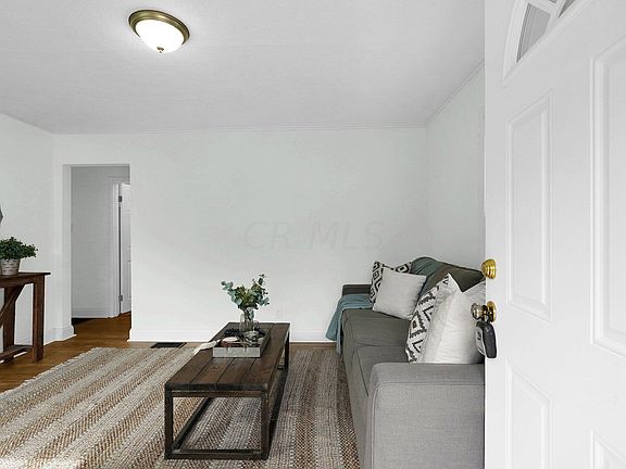 2nd image of 2188 Middlehurst Dr