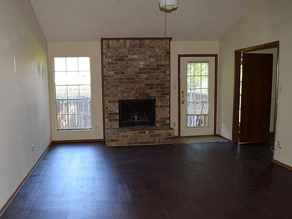 3rd image of 8808 Piney Point Dr #A