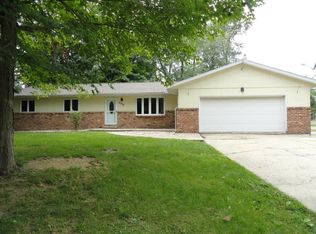 5350 E Twin Bridge Rd, Decatur, IL 62521