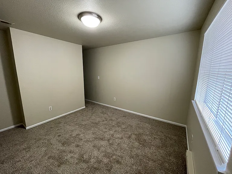 5604 96th St E #25 — Photo 11