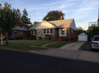 617 N Illinois St, Arlington, VA 22205