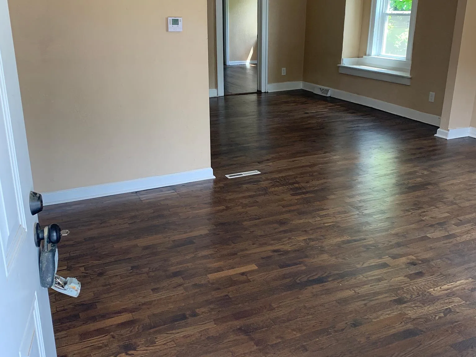 4 bed, 2.5 bath, 1550 sqft, $1,550 — Photo 3