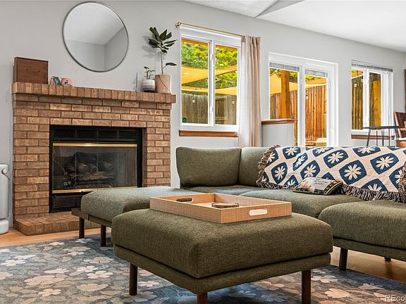 2nd image of 3733 W Union Avenue