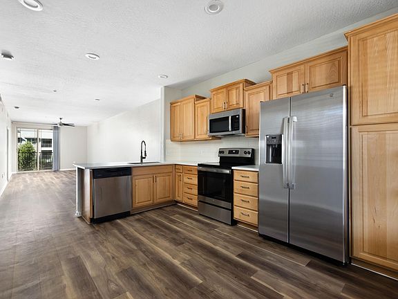 3rd image of 1276 E University Dr #1